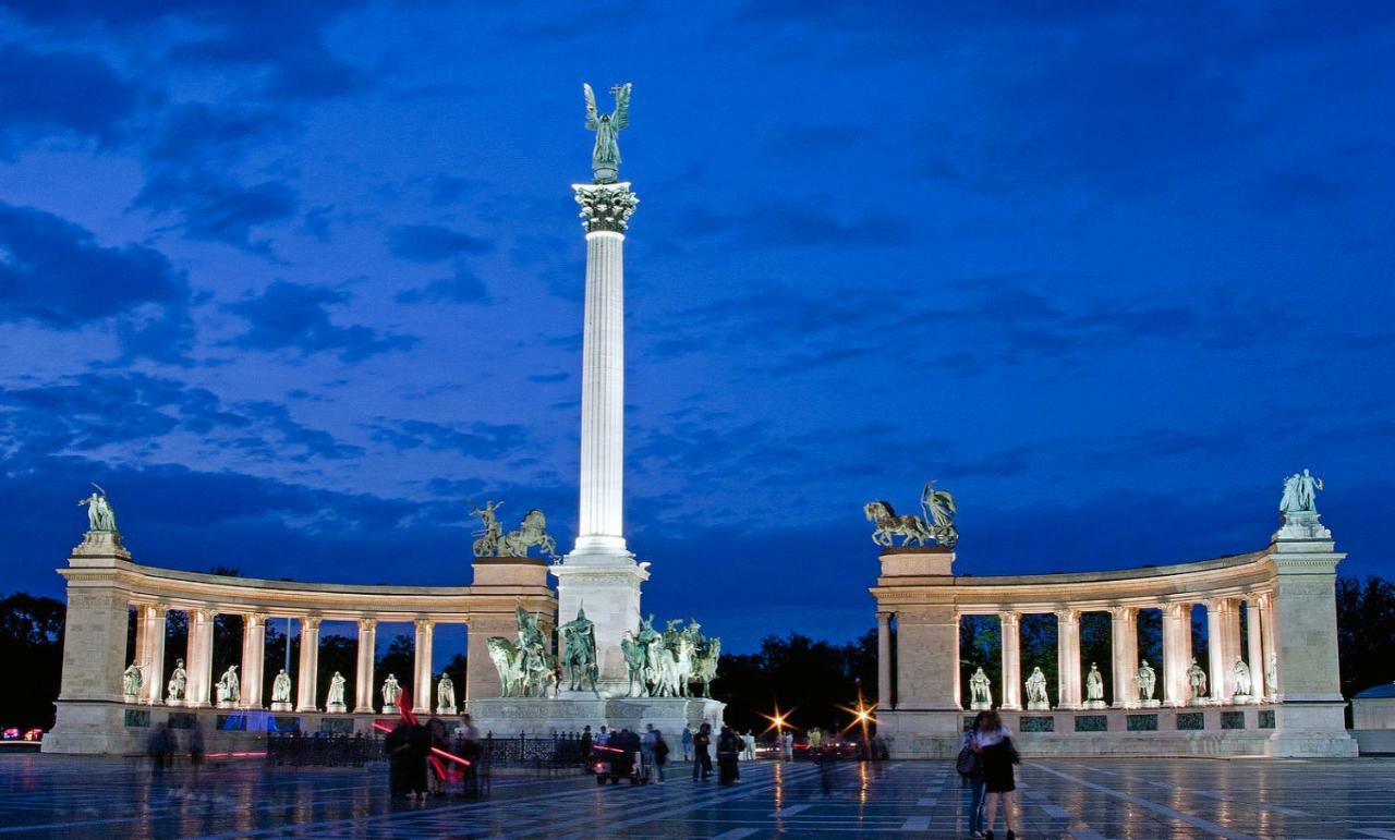 Central Studio Boulevard Budapeşte Dış mekan fotoğraf