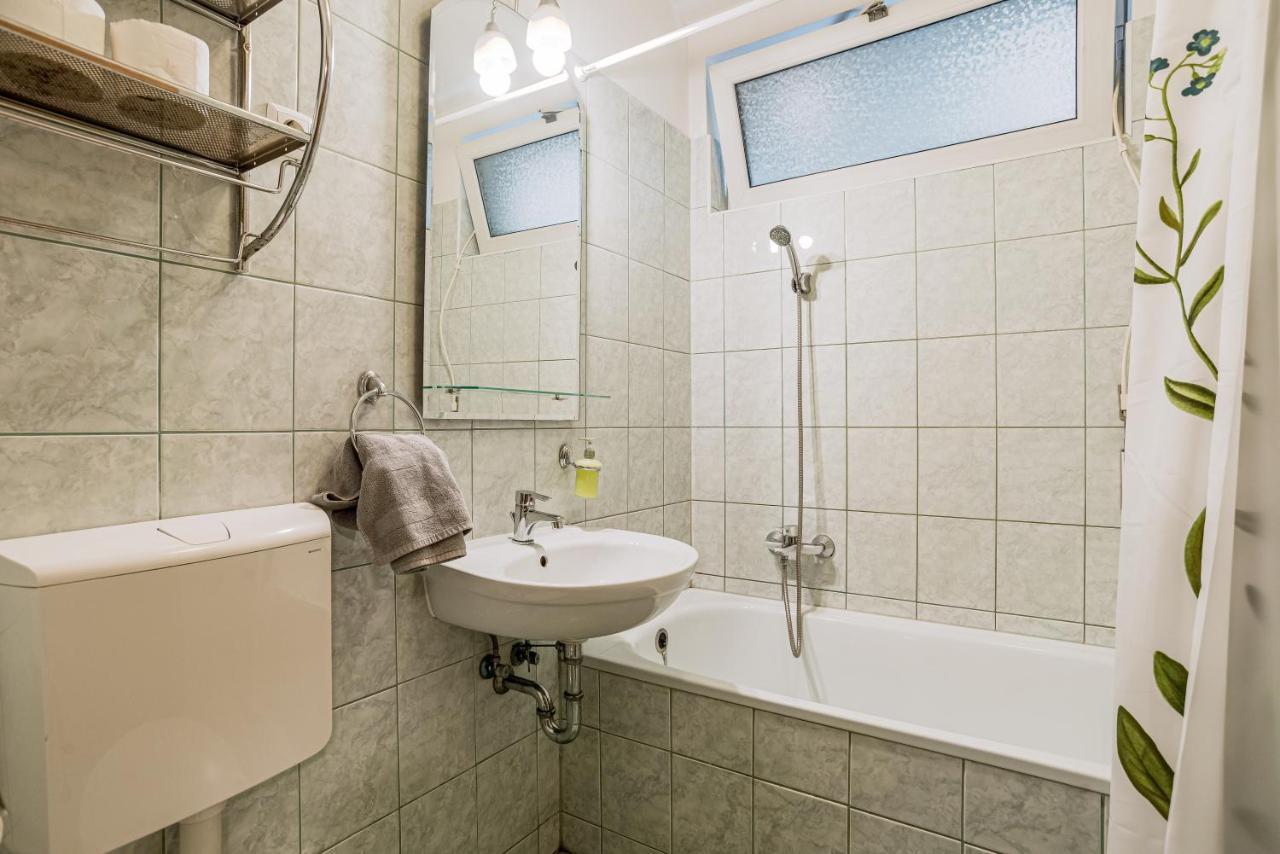 Central Studio Boulevard Budapeşte Dış mekan fotoğraf